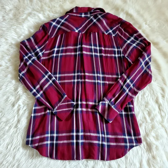 Rails Hunter Plaid Button-Down Shirt in Midnight Burgundy Size Medium - Picture 7 of 14